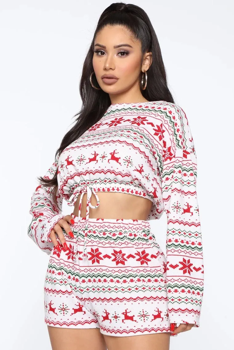 DressBetty - Christmas Pajama Sets Long Sleeve Crop Top Shorts 2Pcs Snowflake Print Knitted