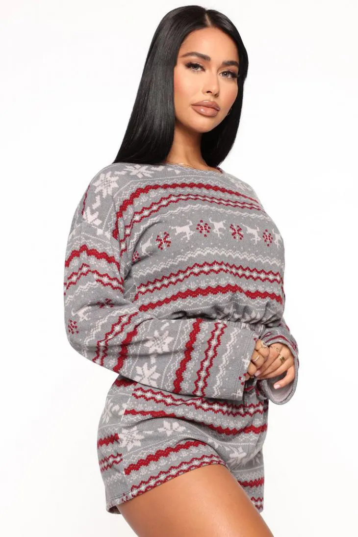 DressBetty - Christmas Pajama Sets Long Sleeve Crop Top Shorts 2Pcs Snowflake Print Knitted